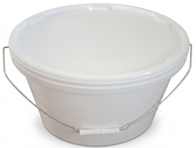 PP KBELÍK 10 L OVAL WHITE / WHITE METAL HOLDER LID WITH FUSE
