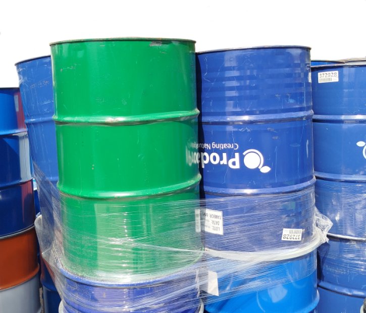 METAL BARREL 200L USED PAINTED INSIDE AND OUTSIDE WITHOUT LID AND LEVER HOOP