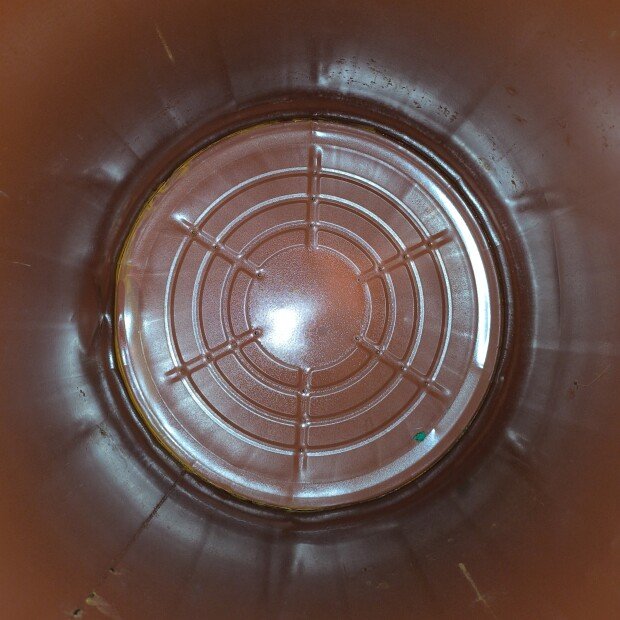 200 L METAL DRUM USED CONICAL PERFORATED PLASTIC REMOVABLE LID(2)