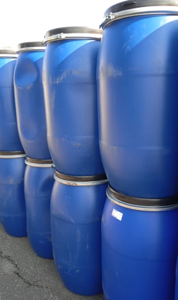 PE BARREL 220 L USED, BLUE REMOVABLE LID + LEVER CLUTCH
